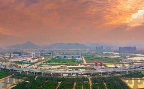 北京对上海足球比分-京沪足球对决，一场比分背后的城市荣耀与足球文化碰撞